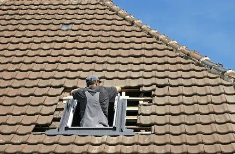 Pose de velux à Soussans